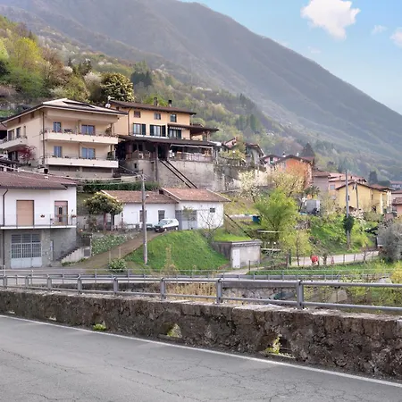 Signorino View 3br, 2ba, Park Feriehus Lezzeno