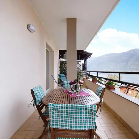 Vakantiehuis Signorino View 3br, 2ba, Park Lezzeno