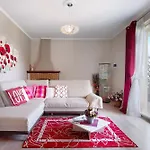 Signorino View 3br, 2ba, Park *